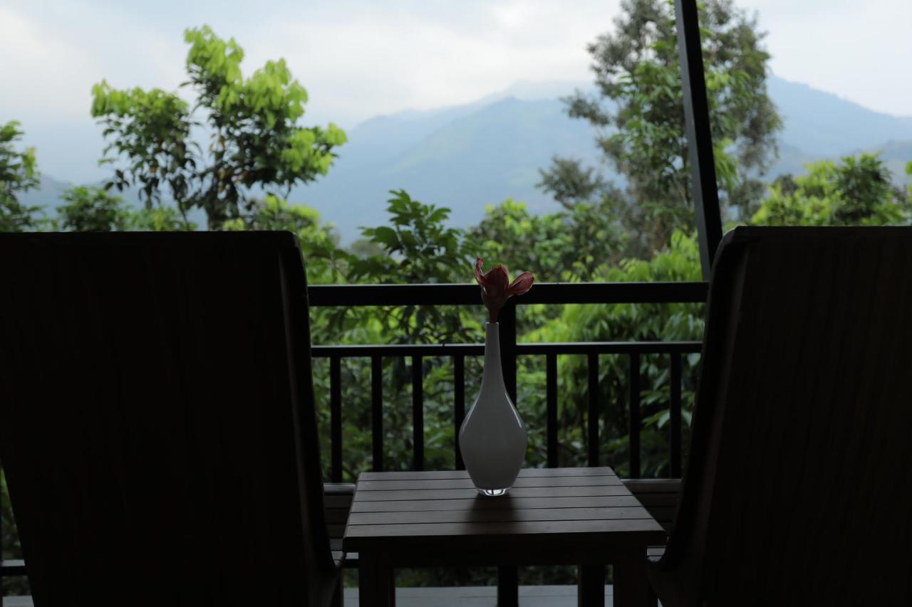 Sattva-The Awakening Garden Hotel Kakkadampoyil Kültér fotó
